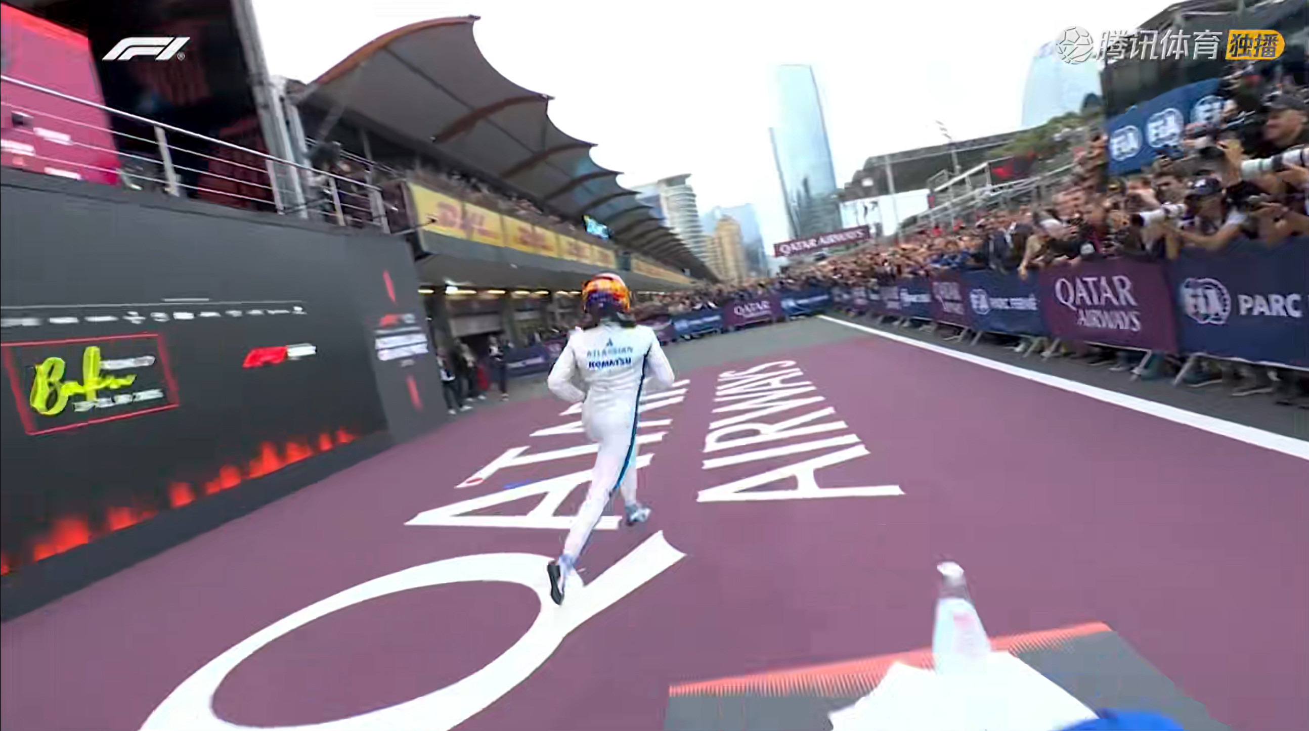 奔向同事们，庆祝！F12025F1阿塞拜疆大奖赛​​​