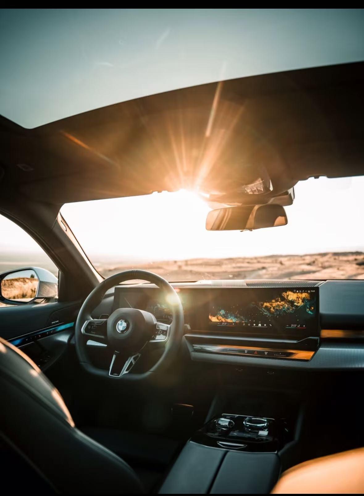 有钱人，管理自己的老婆是不一样的有钱人不会让自己的老婆跟外面的人搅合在一起，