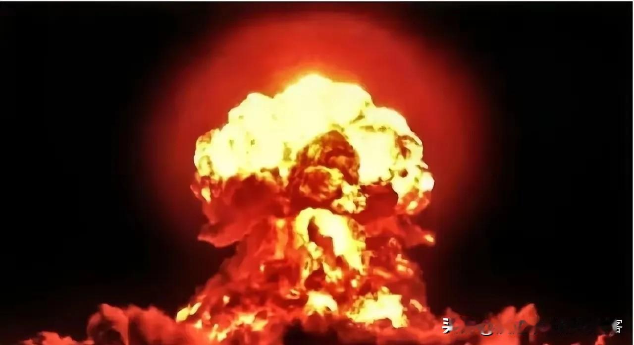 有种核武器叫中子弹，不跟氢弹似的炸平城市，专盯着活人下手，坦克、房子都好好的，里