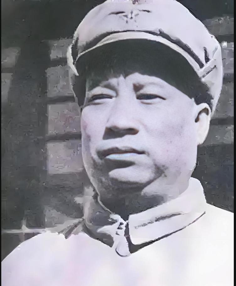 1939年，八路军支队司令准备跑路，贺炳炎找他谈话，恰好这时，100多名日军来袭