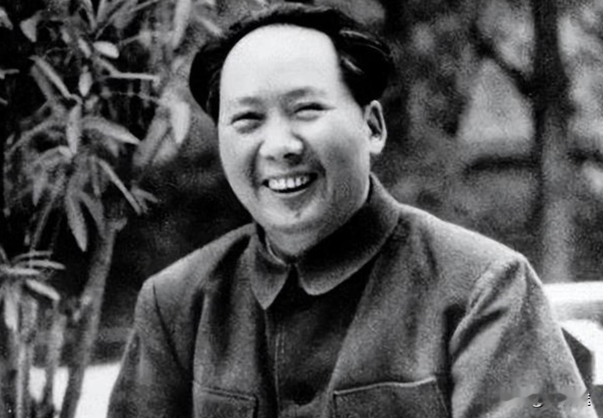 1959年，毛主席听闻堂弟被划为“富农”，当他回到韶山老家时，当地干部还不想让堂