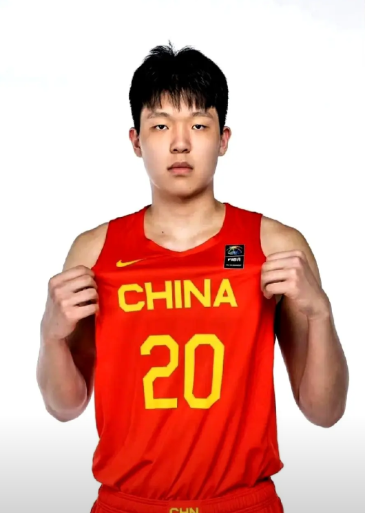 11月杨瀚森回不来，王俊杰也回不来，篮协压根没打算喊。NBA常规赛11月2日开