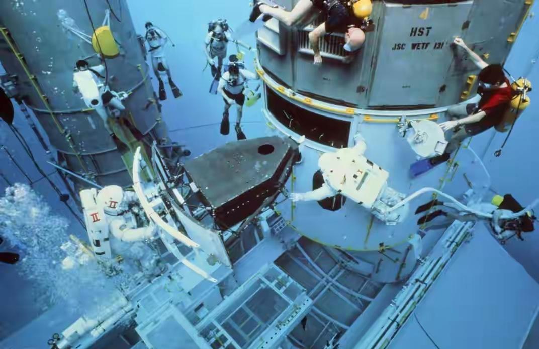 你敢信?中国要在南海2000米深海建空间站了!复杂程度堪比三个国际空间站模块,2