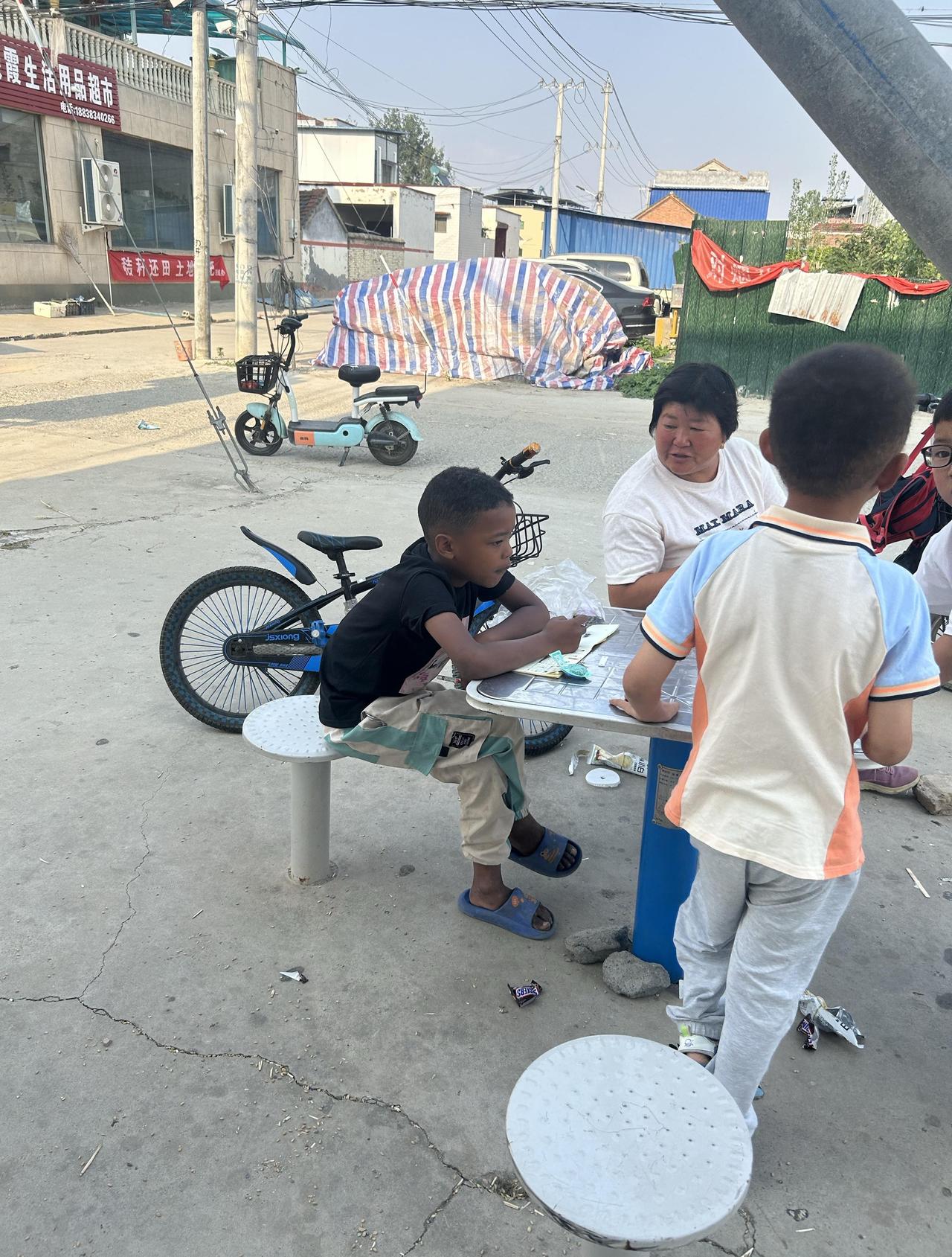 真的会有中国男人娶非洲女人吗？我们村有个大哥，好像之前是在非洲做农药生意，这两