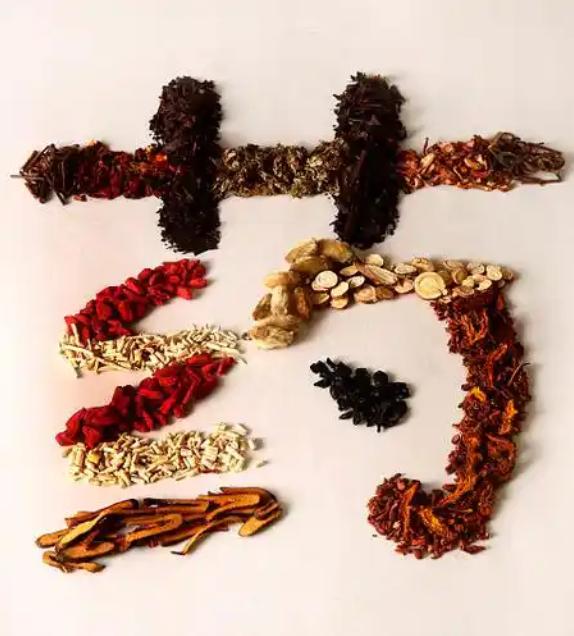 治过胆囊息肉多年，我悟了：消症是下策，断瘀源才是根，5味药，利胆还管用 常听