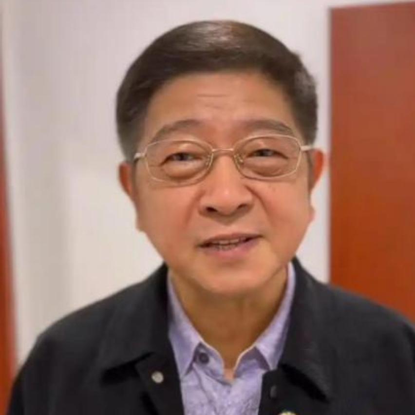 王汝刚回应德云社，句句客气却暗藏锋芒！这才是行业大佬的格局德云社入驻上海，