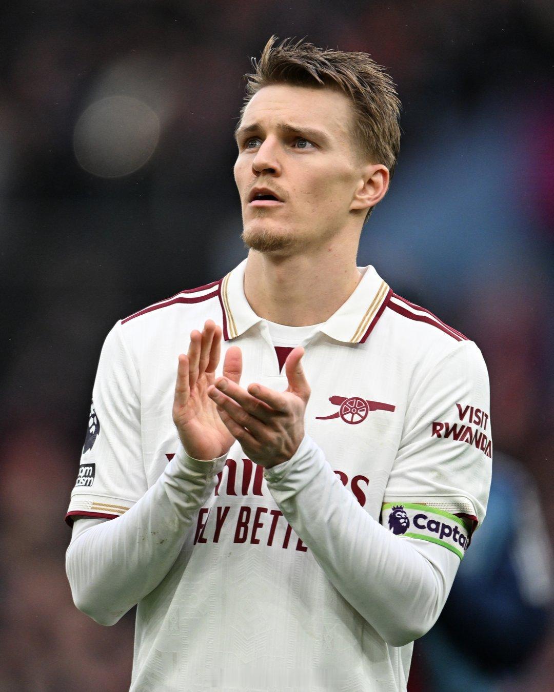 记者尼克·赖特：“对阿森纳来说，被绝杀的球来得太晚，而这让失利更显痛苦。但正如阿