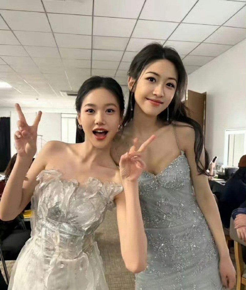 难怪大家说她是汤唯的继承人，这美貌肯定会大红大紫的。​