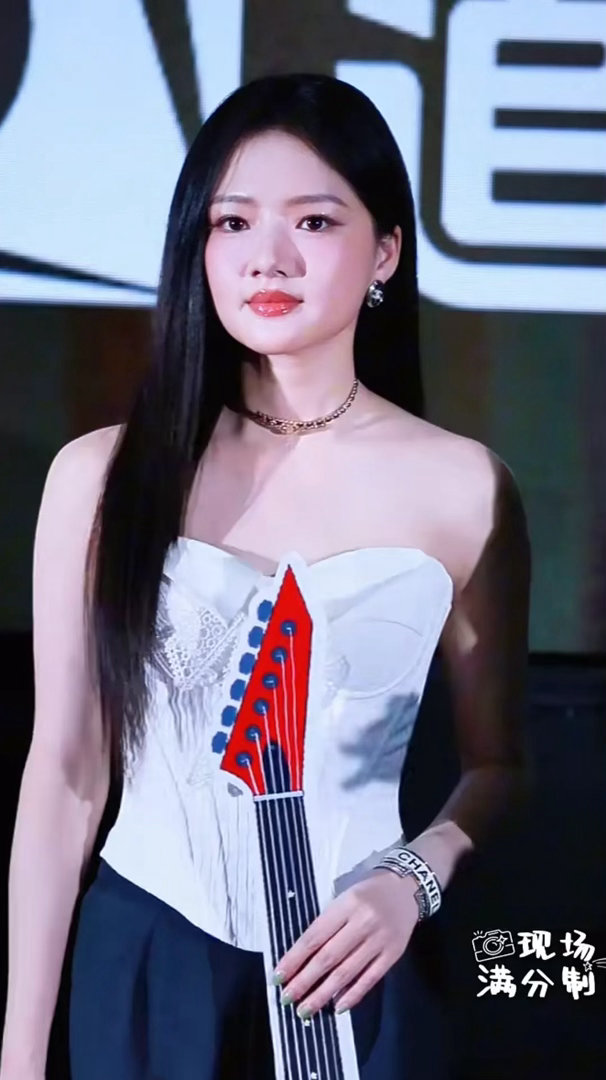 任敏是发腮了吗？