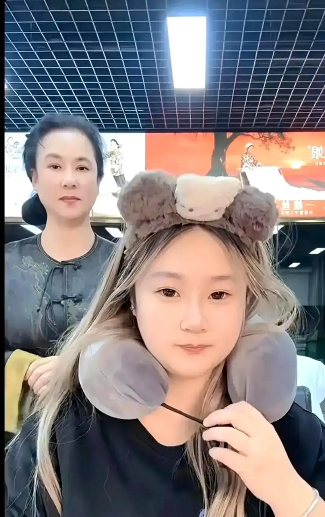 谢广坤这回把直播玩成家庭伦理剧。三月被曝一个月收品牌470万佣金，平台直接给视