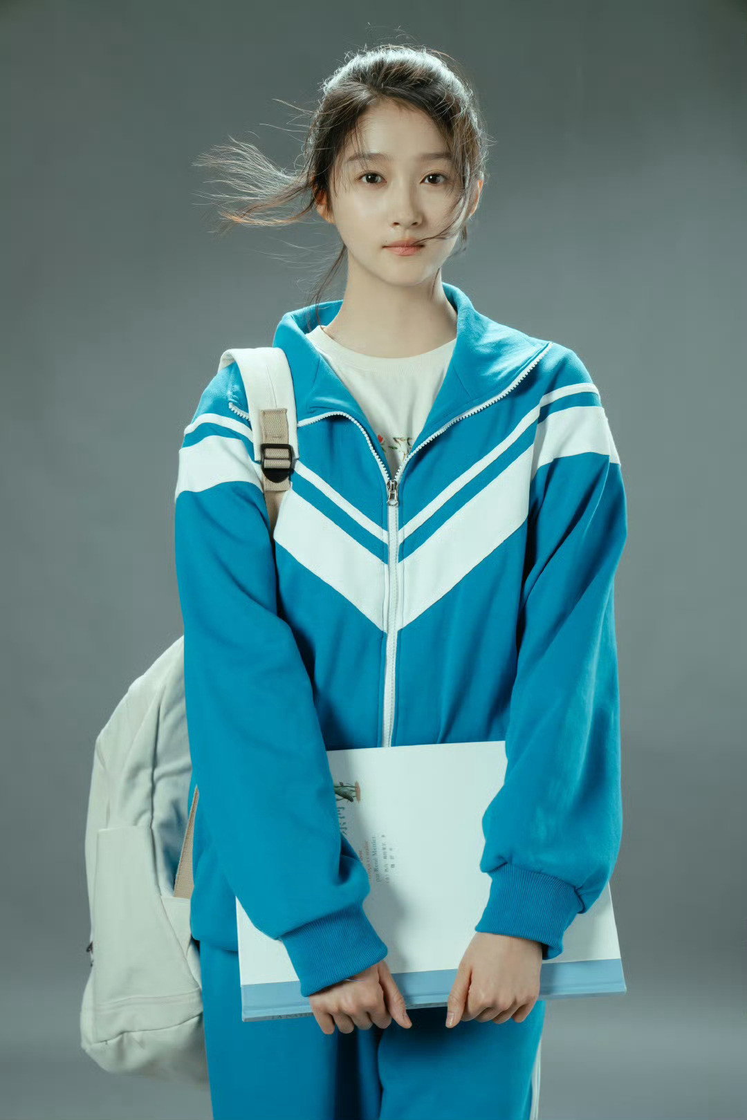 关晓彤岁月有情时期待关晓彤严晓丹