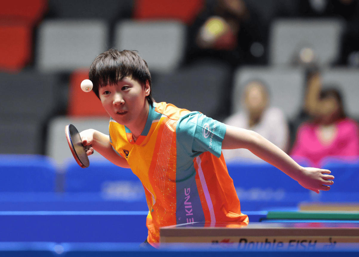 四年后再战陈梦! 王曼昱4-1王艺迪, 晋级全运会女单四强