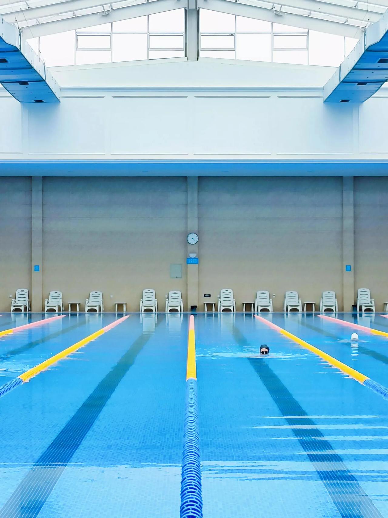 2025年11月14号上午，宁波奥体中心游泳馆出了个糟心事——热身池（连带着儿童