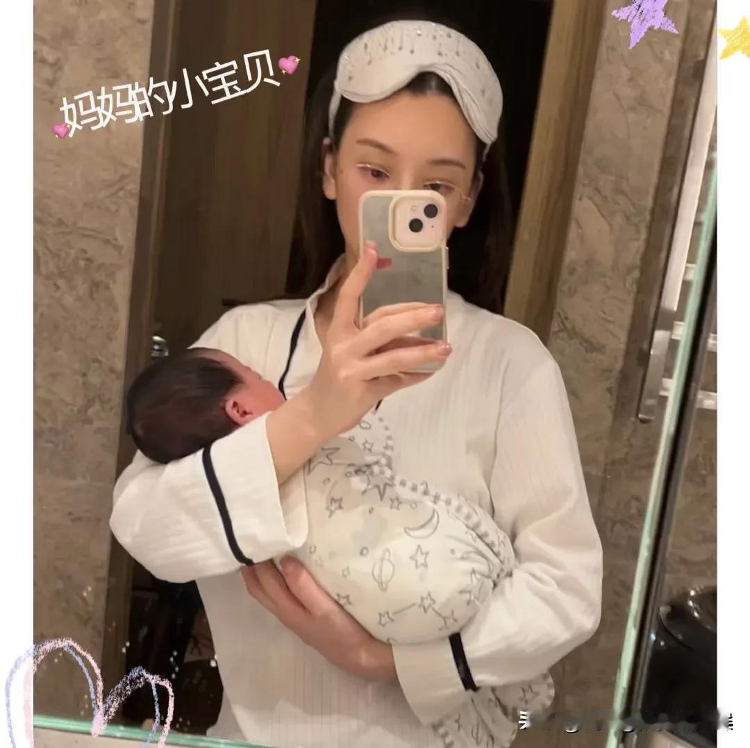 真的好佩服方媛也是快要40岁的人了，生了三个孩子，身材还是那么的好，难怪郭天王