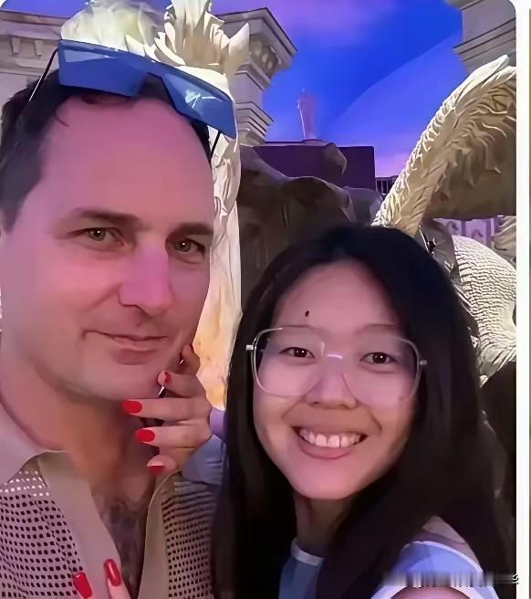 央媒的发声，直击美国斩杀线，把一些把美国当成天堂的中产阶级的梦想破灭，他们在国外