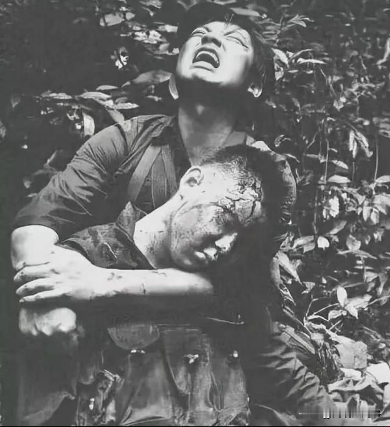 中国怕了？看看乌克兰再说话吧！整天吵吵着要动手的人，你们认真想想，你觉得俄罗