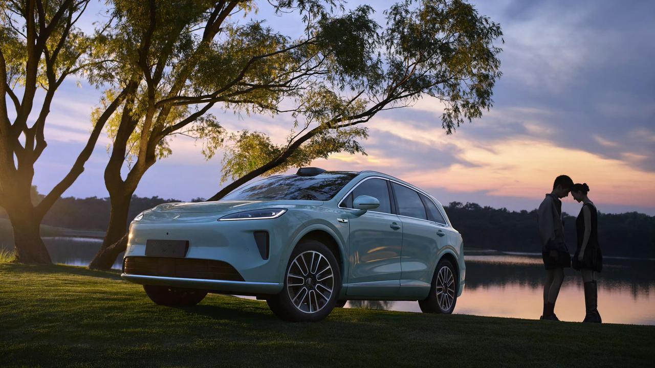 华为的利润高不高？一台问界，华为分多少呢？赛力斯集团近期发布的招股书显示，202