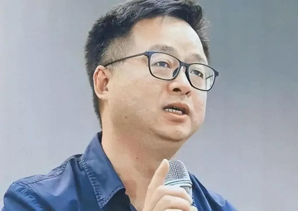 海基会秘书长罗文嘉6月26日抛出“三停两复一保”对大陆单方面开条件：停止军机军舰