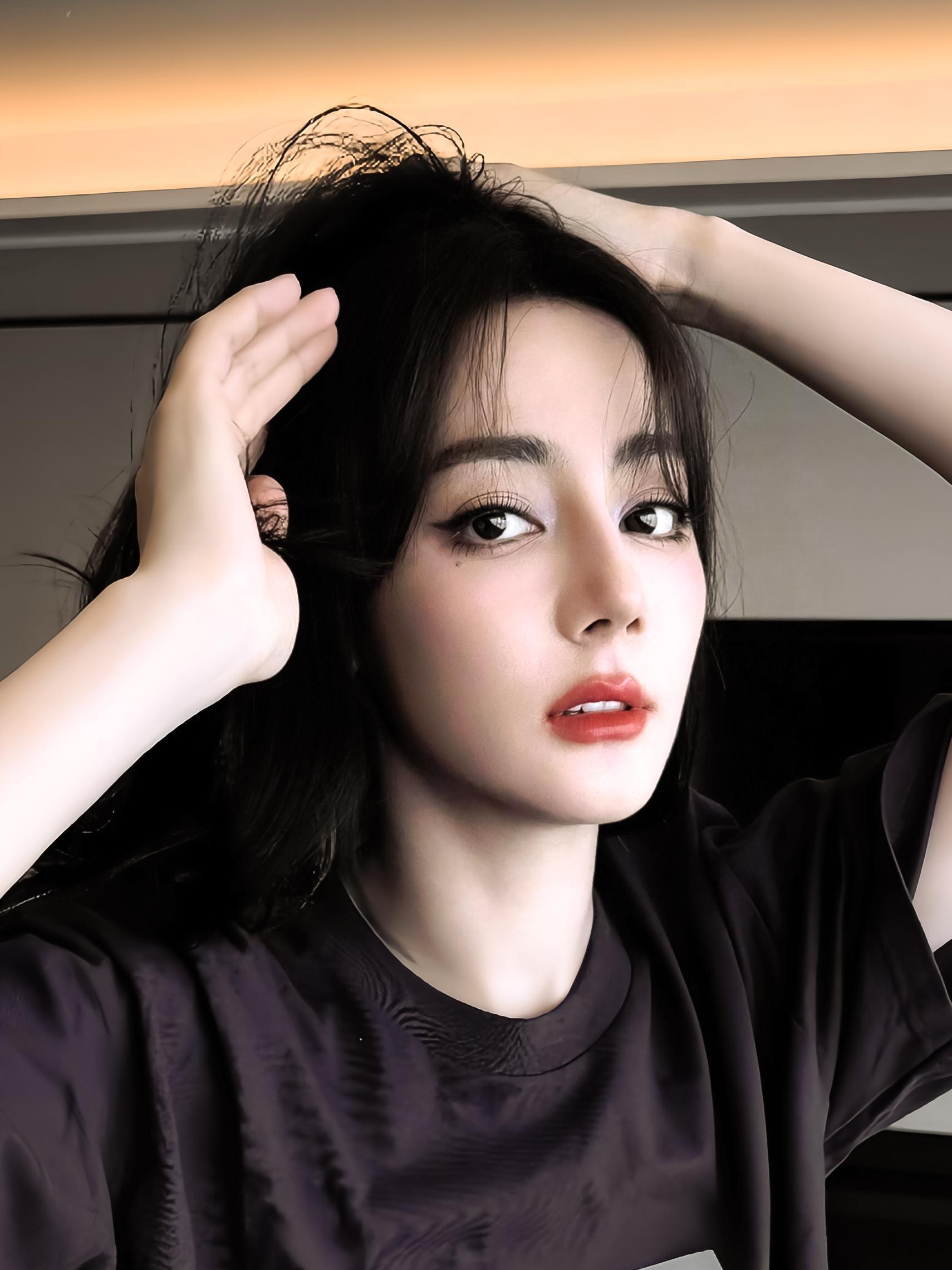 一声姐姐大过天🖤🤍迪丽热巴绯闻时间线|微博派对合伙人​​​