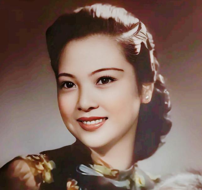 1956年，毛人凤暴毙在台北家中，他的妻子向影心冷冷的说：“死了也好。”不久后，