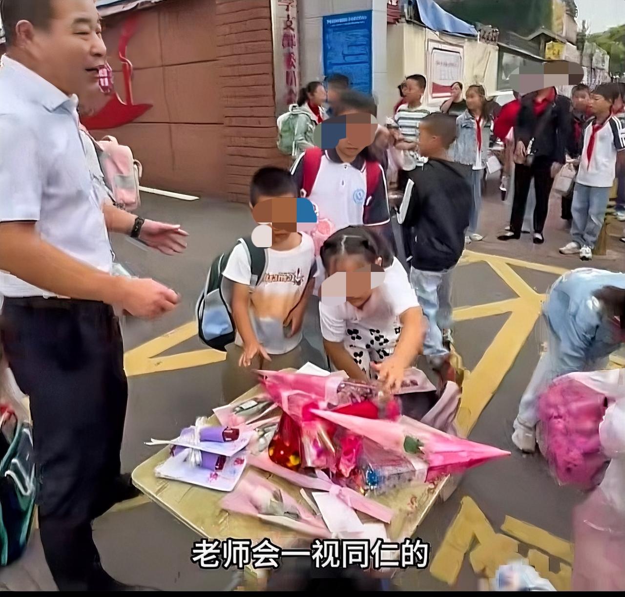 昨天是9月10日教师节，这位校长的做法火了：他早早来到学校，就在学校大门口直