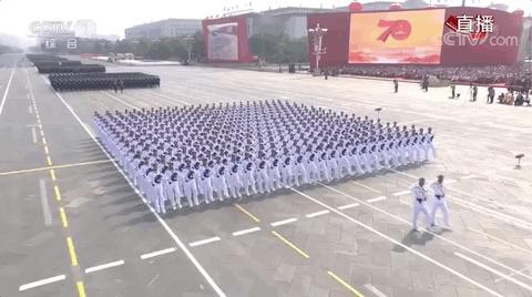 九三阅兵时长约70分钟九三当天必须庆祝一下。​​​