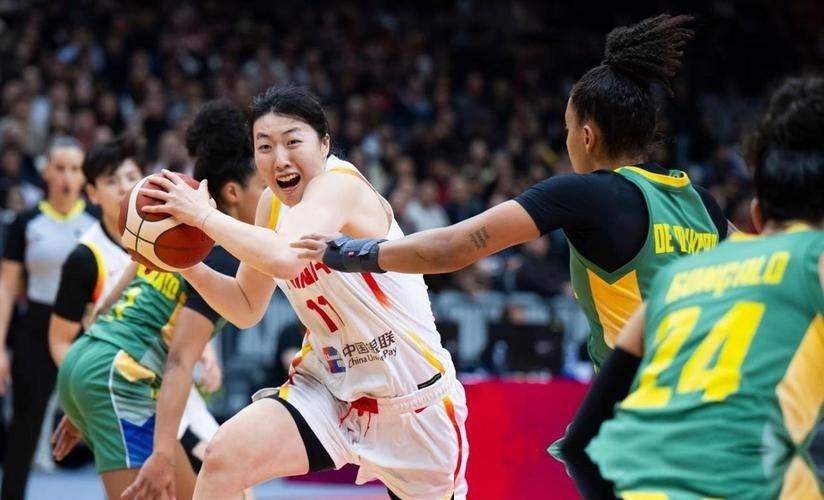 果然，大潮退去才看得出谁在裸泳。中国女篮意外不敌韩国、无缘决赛的这场赛事，让无