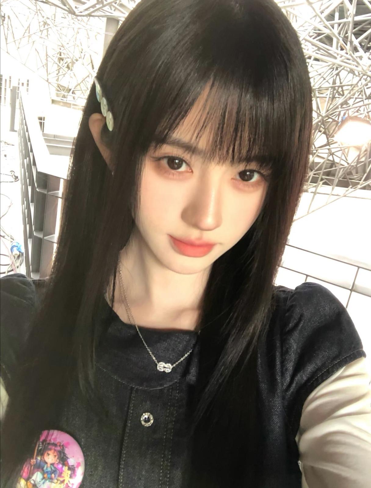 鞠婧祎甜妹！第二张好萌！