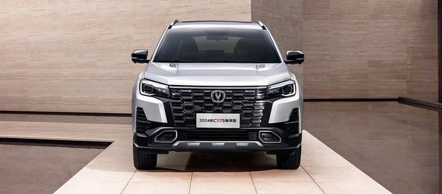 预算10万买大空间家用SUV 奇瑞瑞虎8和长安CS75谁更值?