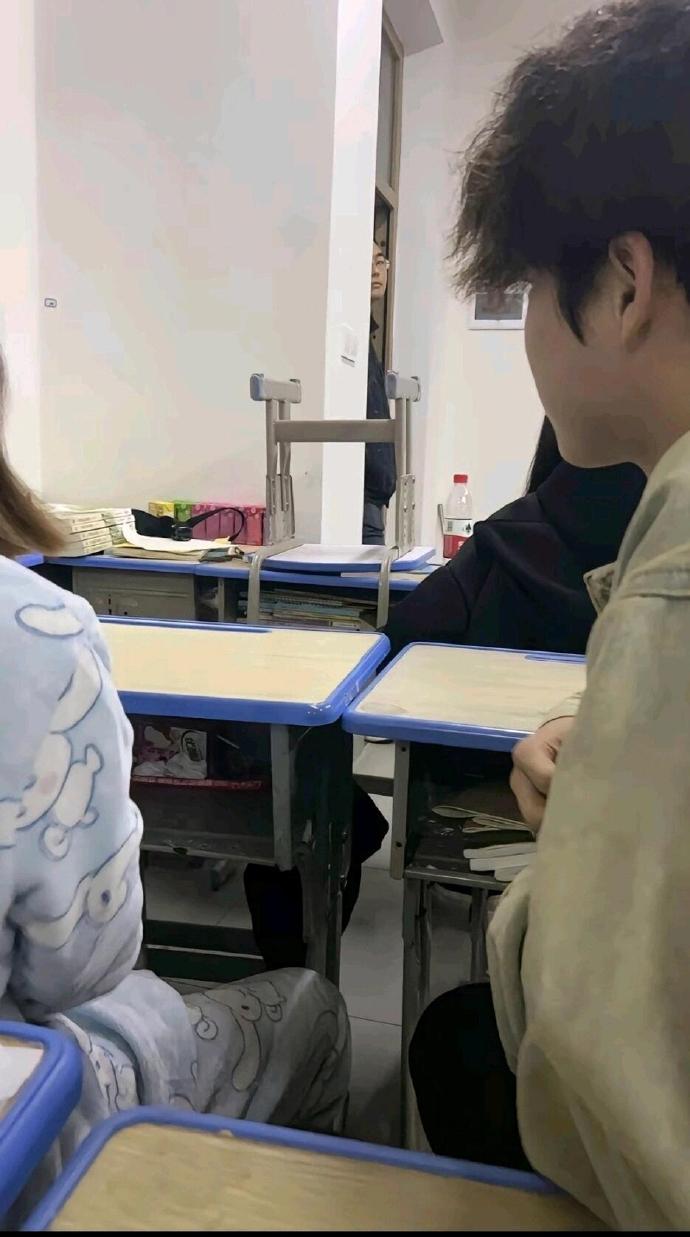学生党特有的死亡回放！！！