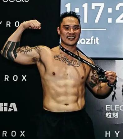 一身肌肉八块腹肌，救不了一个猝死的健身网红皮老师走了。就是那个一身腱子肉、八块