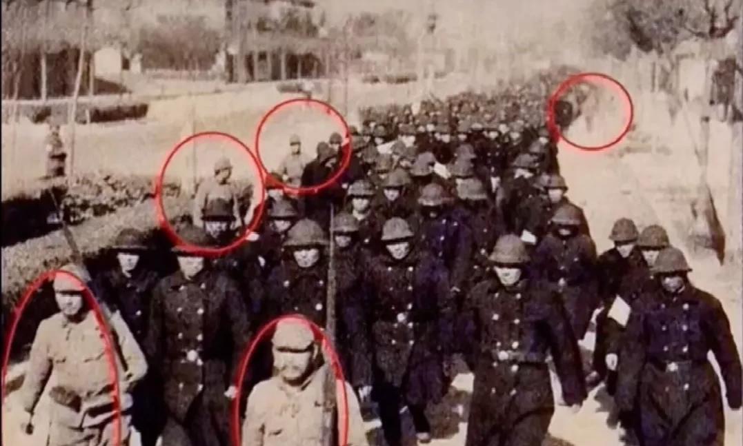一个人口大国，会被几个“U型锁”唬住？被“仇恨教育”吓倒？翻开日军侵华史照片，