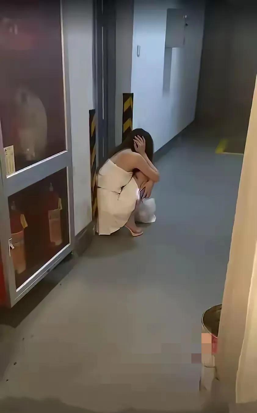 是在思考，告还是不告吗？