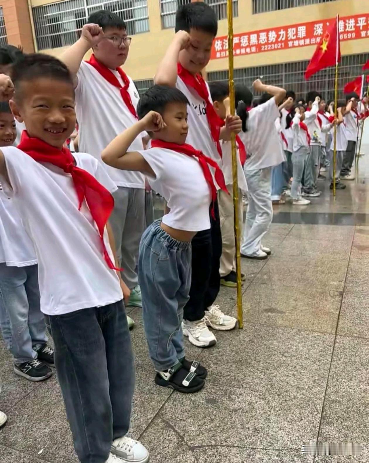 这种活泼的孩子是不是老师都挺喜欢的？