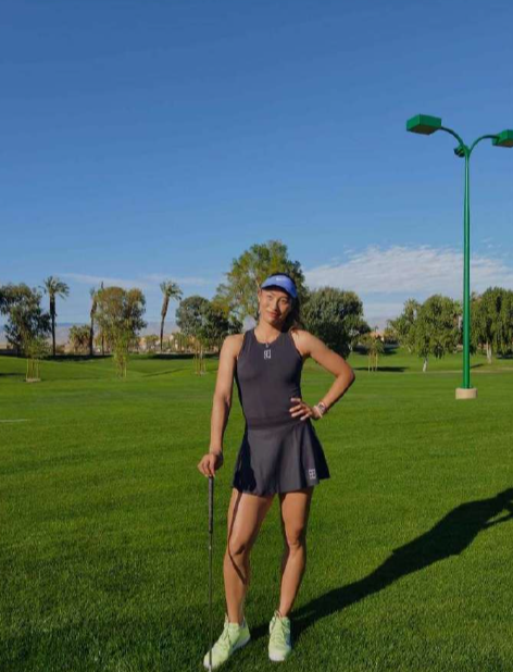 媒体日采访，郑钦文被问到近日有复出消息的小威郑钦文表示：“确实她是女子暴力网