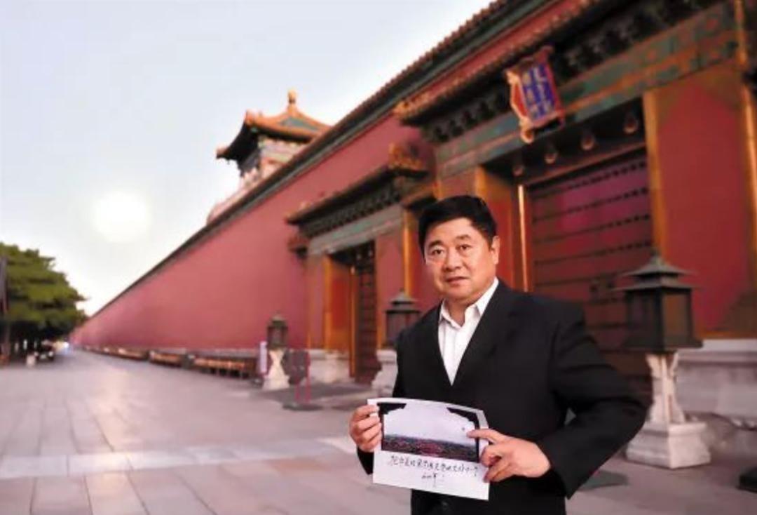 🌞故宫缺钱到了什么地步，似乎永远入不敷出？故宫每年门票收入近8亿，文创收入
