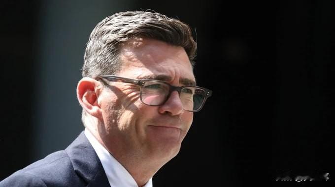 告别不成文传统：英国讨论制定统一宪法文件，落地或耗时多年英国或将首次迎