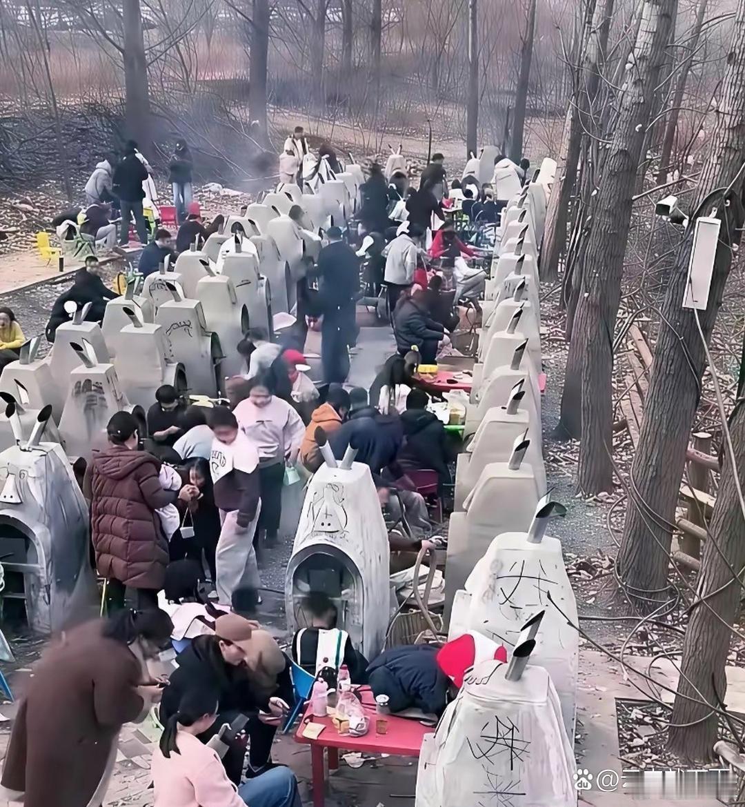 天呐！我差⁠点以‏‎为是去‏上坟‏呢﻿‎。现在城里人都流行这样‎了吗？