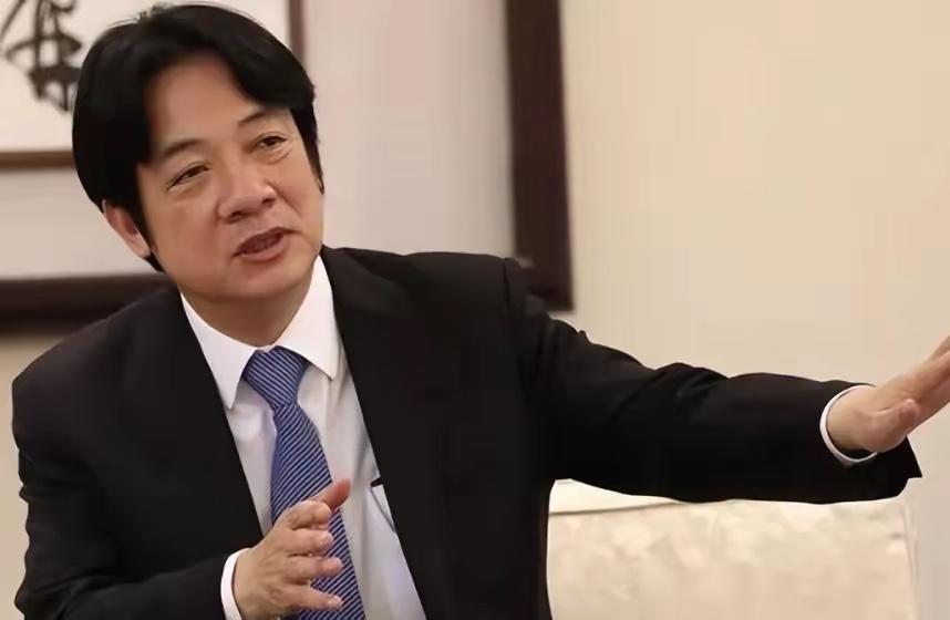 国防部正式定调：不再叫"台军"，改称"台独武装"。7月30日下午，国防部开记