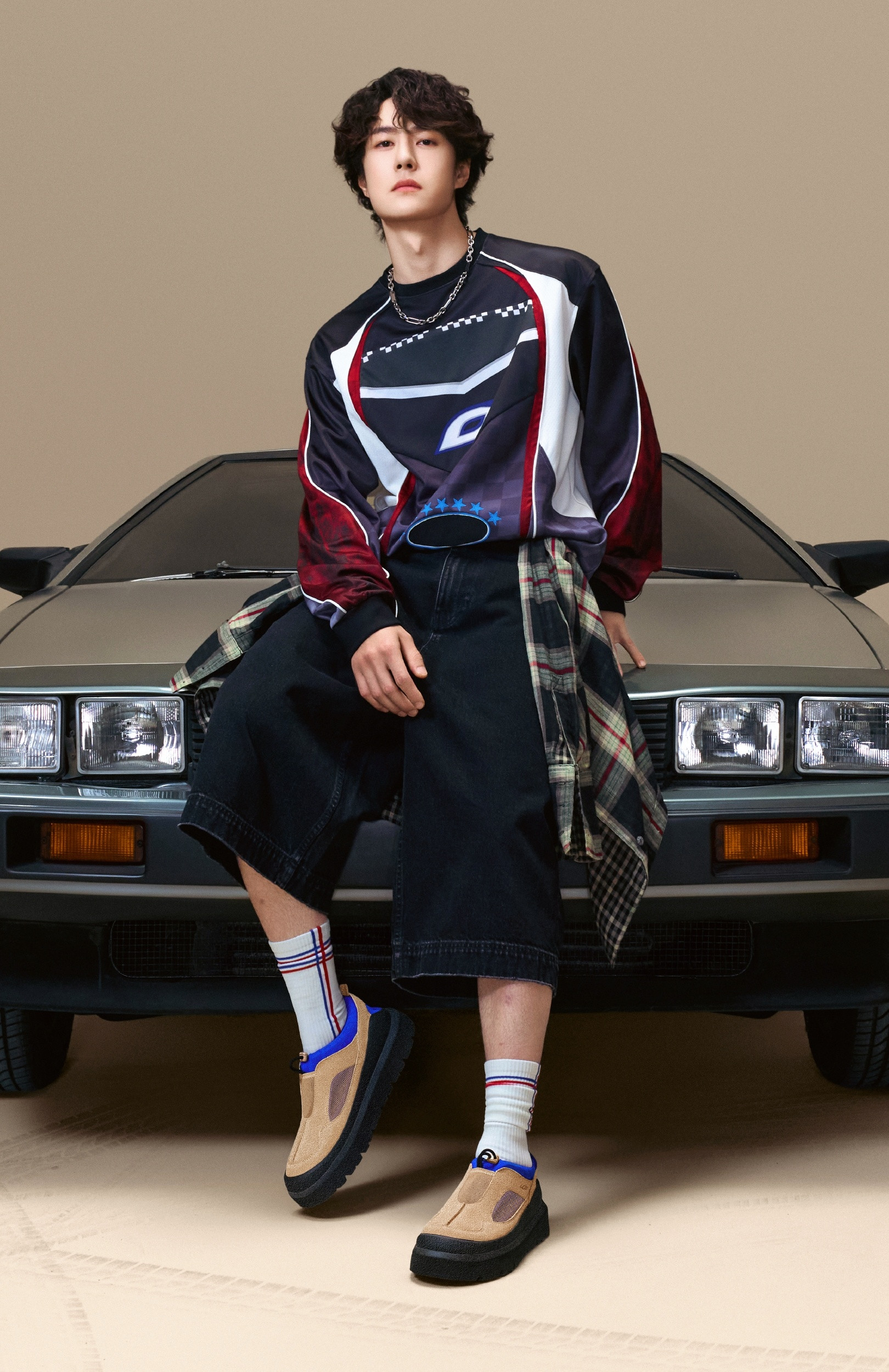 王一博这张也巨酷！！！！😎