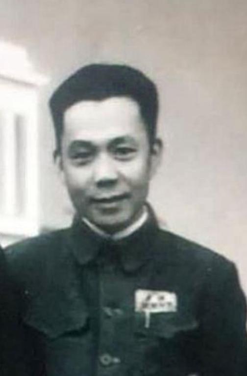 1984年，开国少将孔俊彪回老家，对招待他的县干部说：“我这次回来只住两天，麻烦