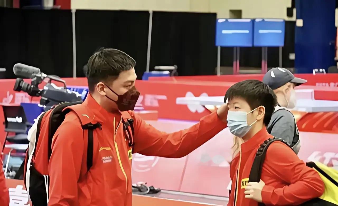 莎莎坦言，陈玘教练是她的贵人！黄教练离开后，无主管教练的她独自钻研技战术。陈玘教