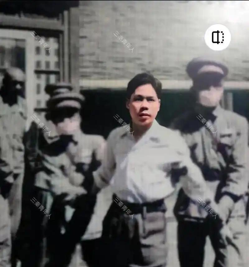 1949年，国民党特务计兆祥在北京南池子大院发报，他以为手段隐秘，结果被发现了。