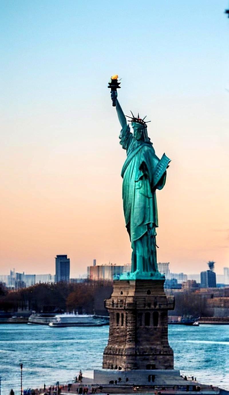 美国梦的保质期，比我们想象中短得多。曾经，好莱坞电影里的高楼与敞篷车，是我们对