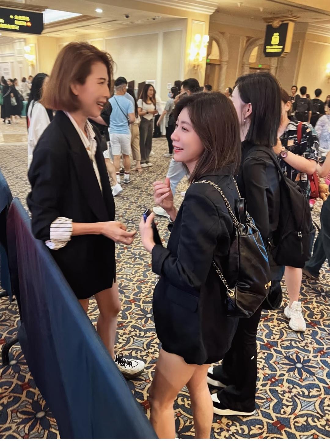 贾静雯，从年轻美到老。