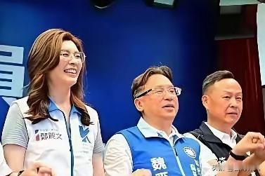 王惠美面前两条路！选对就加分，选错容易一条道走到黑王惠美现在站在岔路口，一条好