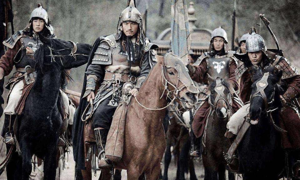 一代雄主苻坚被起兵造反的姚苌俘虏，姚苌提出禅位给他并索要玉玺，苻坚大骂："玉玺已