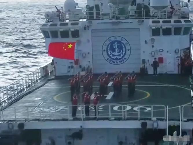 日本人动手了！中国东巡台岛第3天，先后两次遭日本飞机抵近侦察。从现场传回的画