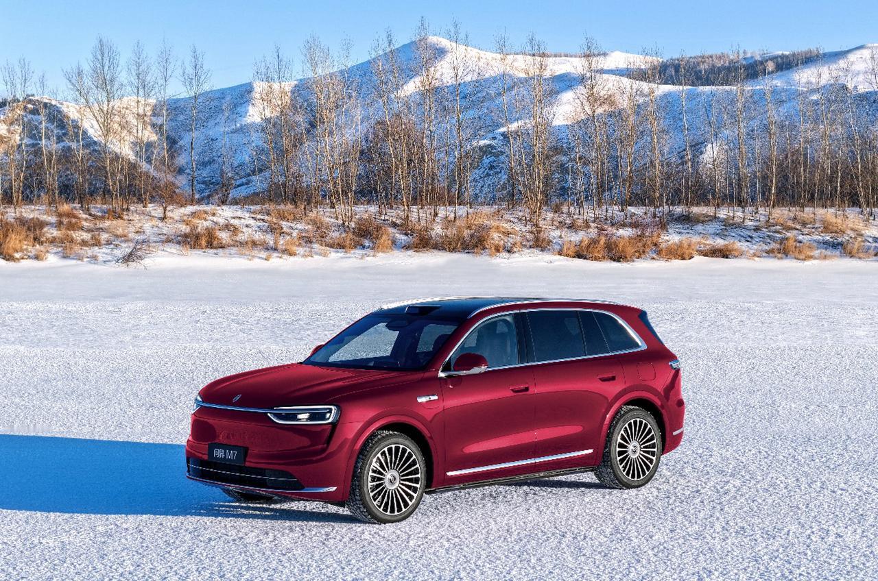 问界M7-30℃极寒环境测试通过，还一举拿下“综合性能”与“智能底盘安全技术”