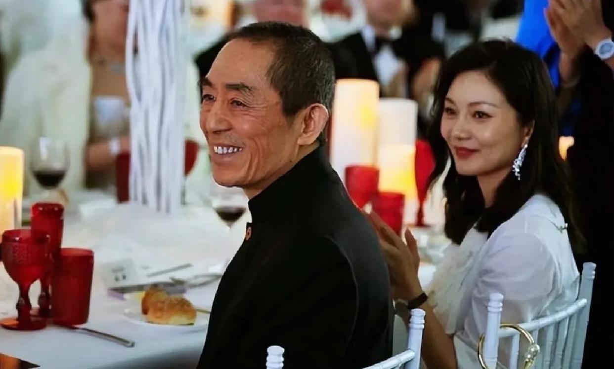 不得不佩服张艺谋导演的眼光，选演员眼光独特。找老婆也是一样，陈婷一看就是贤妻良母
